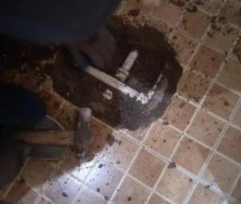 虹口卫生间漏水维修公司为您分享下卫生间渗水如何处理及注意事项